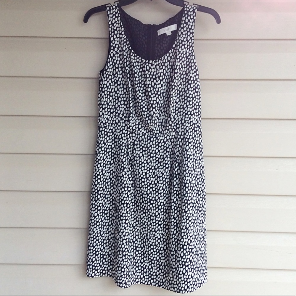 Ann Taylor Loft. Black&white. Size 2. Great cond